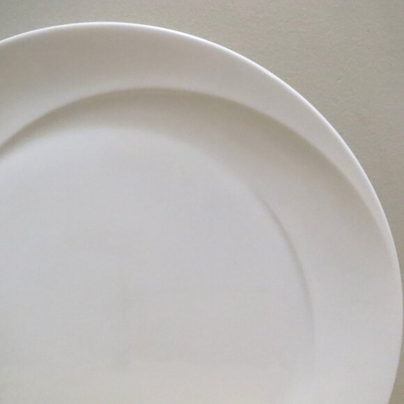Chop Charger Serving Plate Wedgwood Solar White 13.5" Round Shape 225 Bone China - Picture 3 of 4